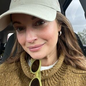 Meet your Posher, Helena